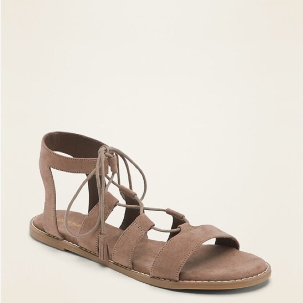 Old Navy Faux-Suede Lace-Up Gladiator Sandals in Taupe Size 8